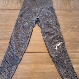 Pink Victoria’s Secret Gray Workout Leggings Size XS